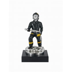STATUINA VIGILE DEL FUOCO CASCO NERO h.23cm